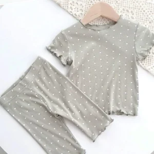 ชุดเซทเด็กผู้หญฺิง เสื้อคอกลม กางเกงขายาว ลายจุด ผ้าใส่เย็นสบาย สำหรับเด็ก 8 เดือน-1 ขวบ